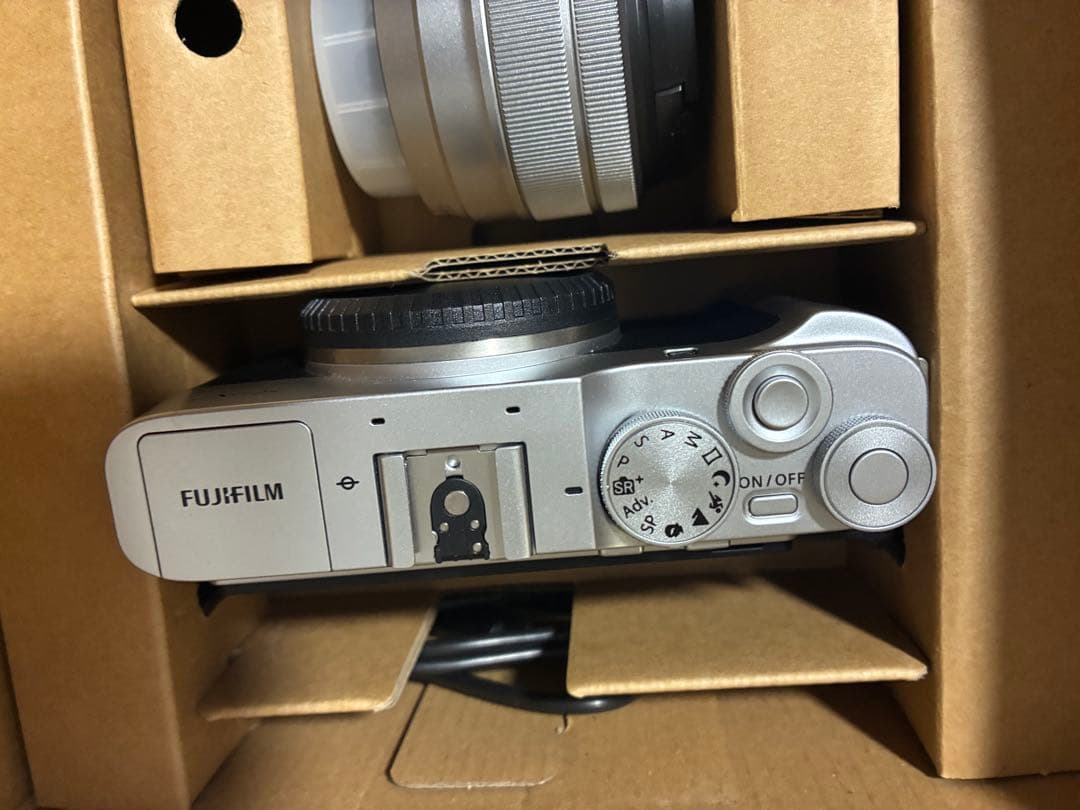 Beni様　FUJIFILM X-A7 レンズキット シルバー