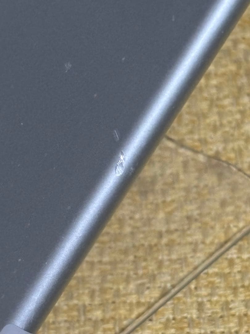 Apple iPhone7 32GB SIMフリーバッテリー新品交換済み