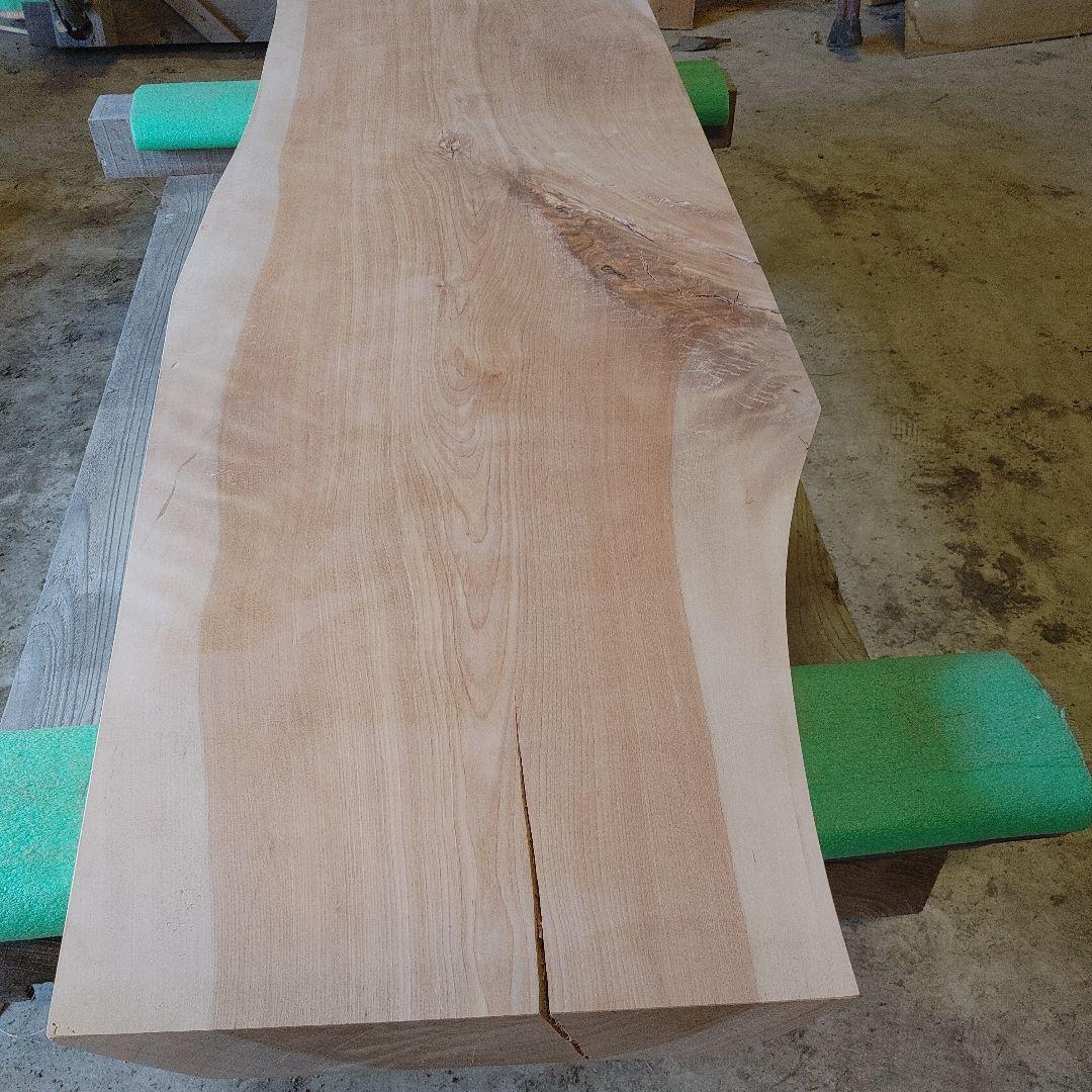 送料込み　桂　カツラ　一枚板　無垢材　天板　テーブル　カウンター DIY番号70