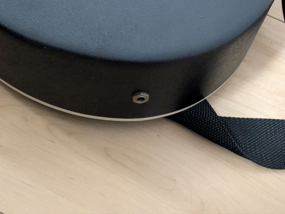 レジェンド　エレアコ　シリアルナンバー9610　モデルLMB-30　ストラップ付