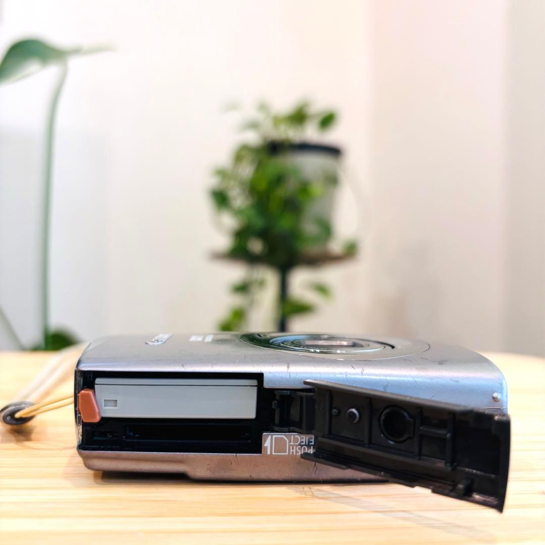 Canon キヤノン IXY DIGITAL 900 IS デジタルカメラ