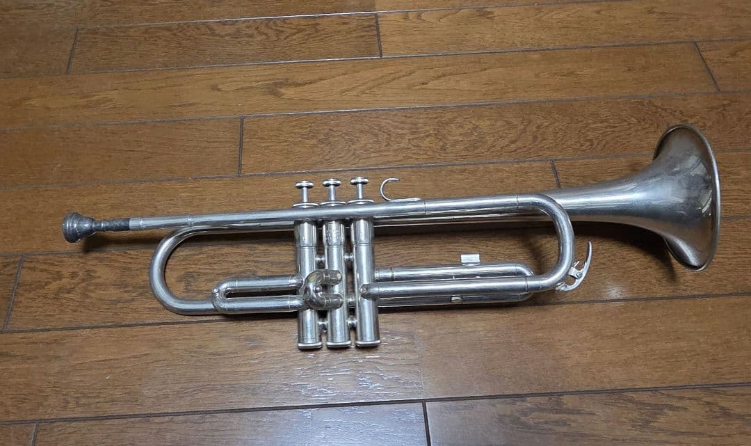 NIKKAN YTR-136 トランペット　オブジェ