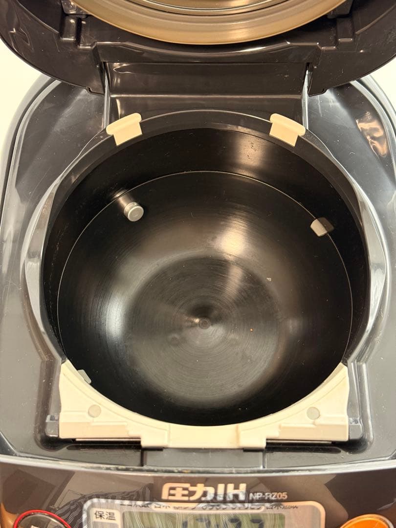 ま*ん様 象印 NP-RZ05 圧力IH炊飯器 黒 3合炊き