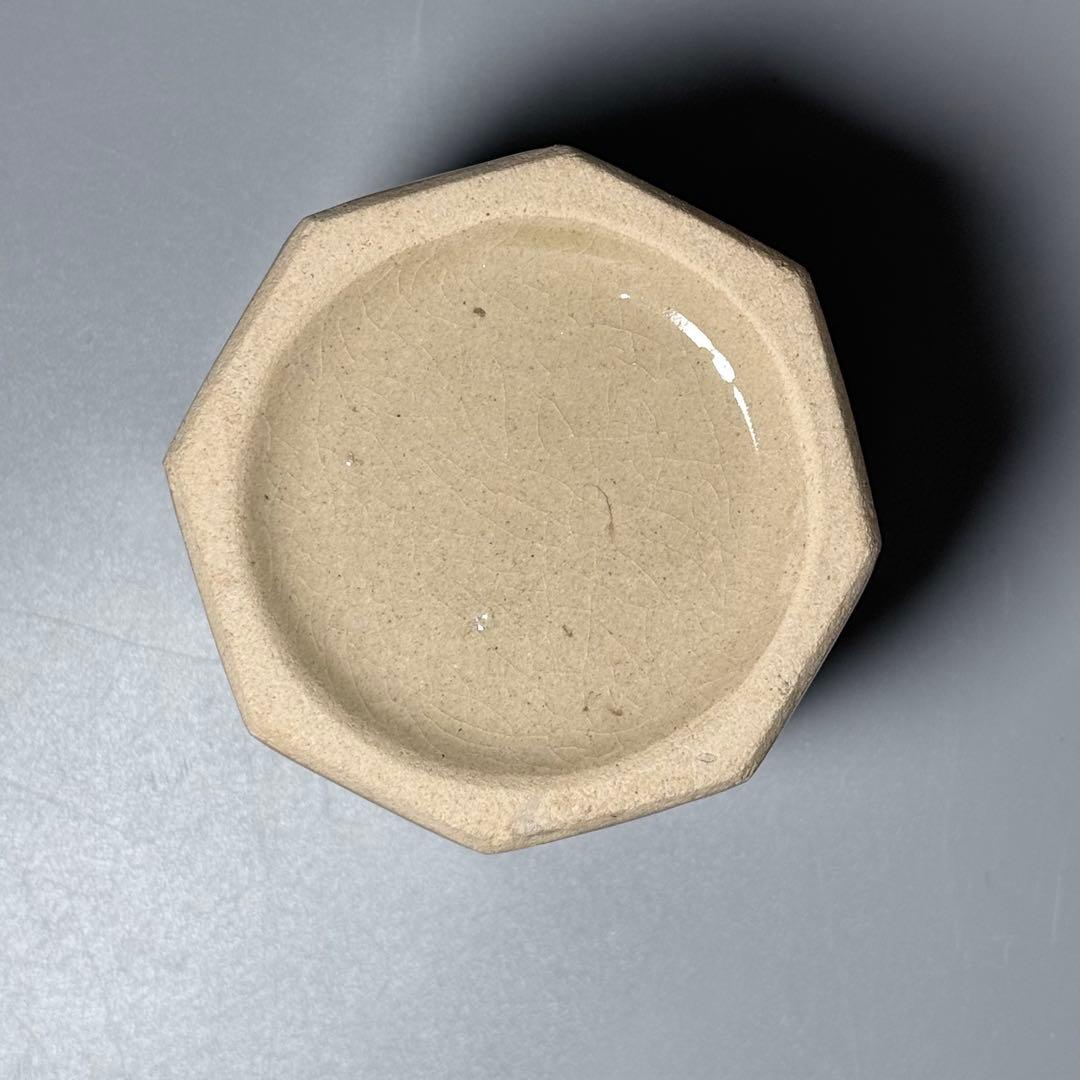 1*】様 人間国宝　濵田庄司　益子焼　八角形　花瓶　織部　緑釉薬　高さ10.8c