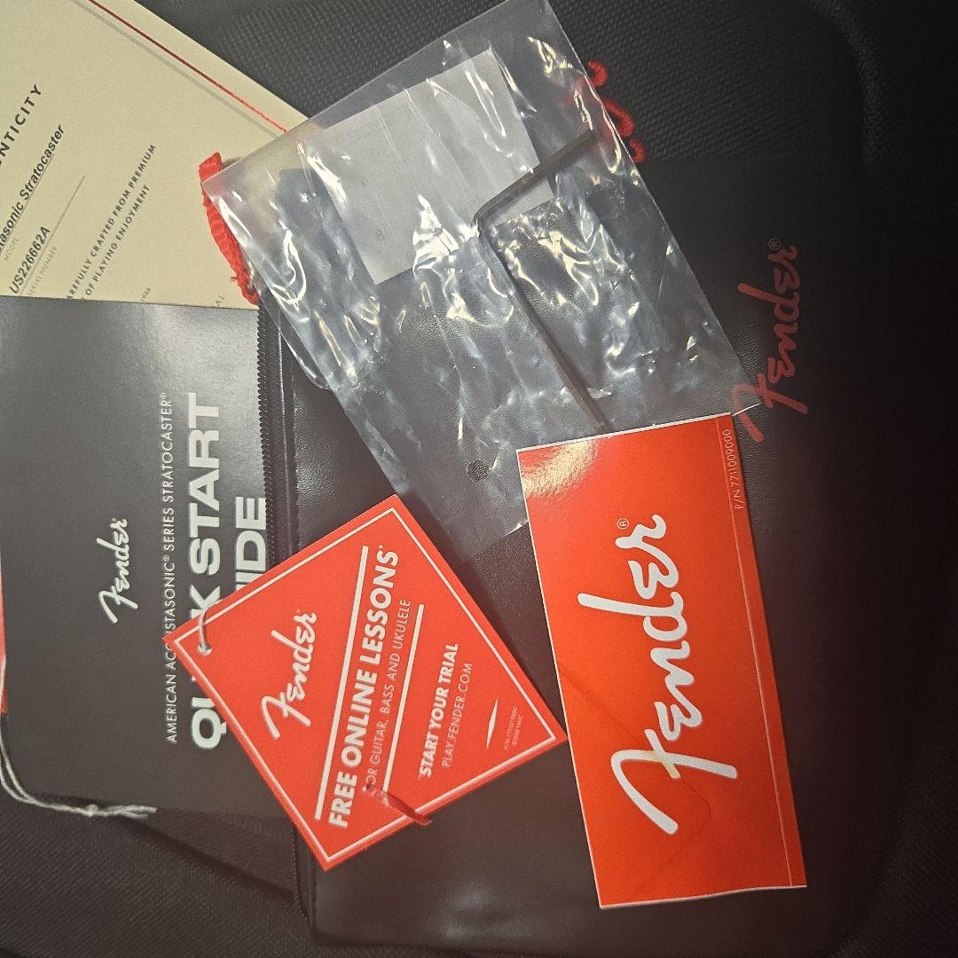 ギター FENDER AmericanAcoustasonic Stratocaster