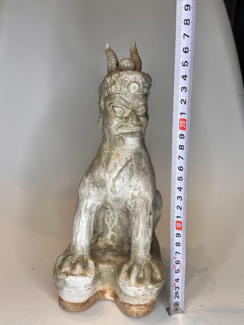 唐時代 鎮墓獣 立像 白掛陶 時代古陶 骨董品 中国古美術