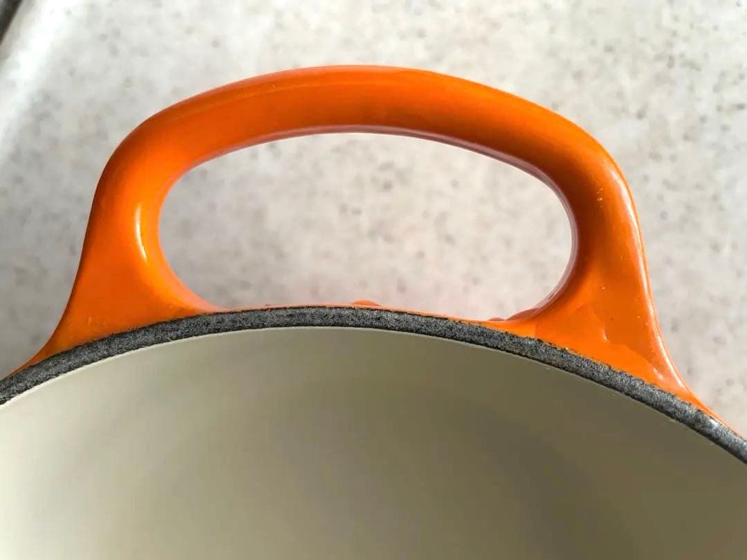 【LE CREUSET 】オレンジと赤のグラデーション　20㎝