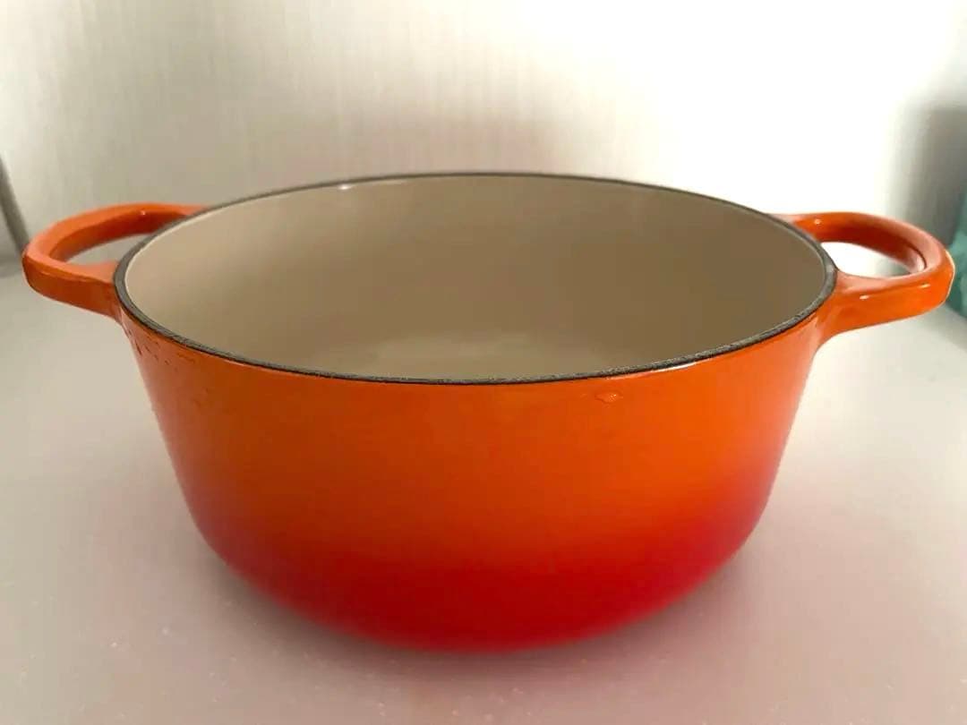 【LE CREUSET 】オレンジと赤のグラデーション　20㎝