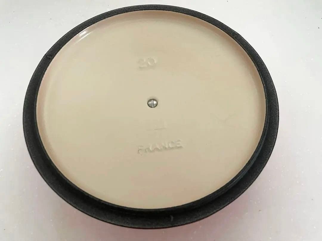 【LE CREUSET 】オレンジと赤のグラデーション　20㎝