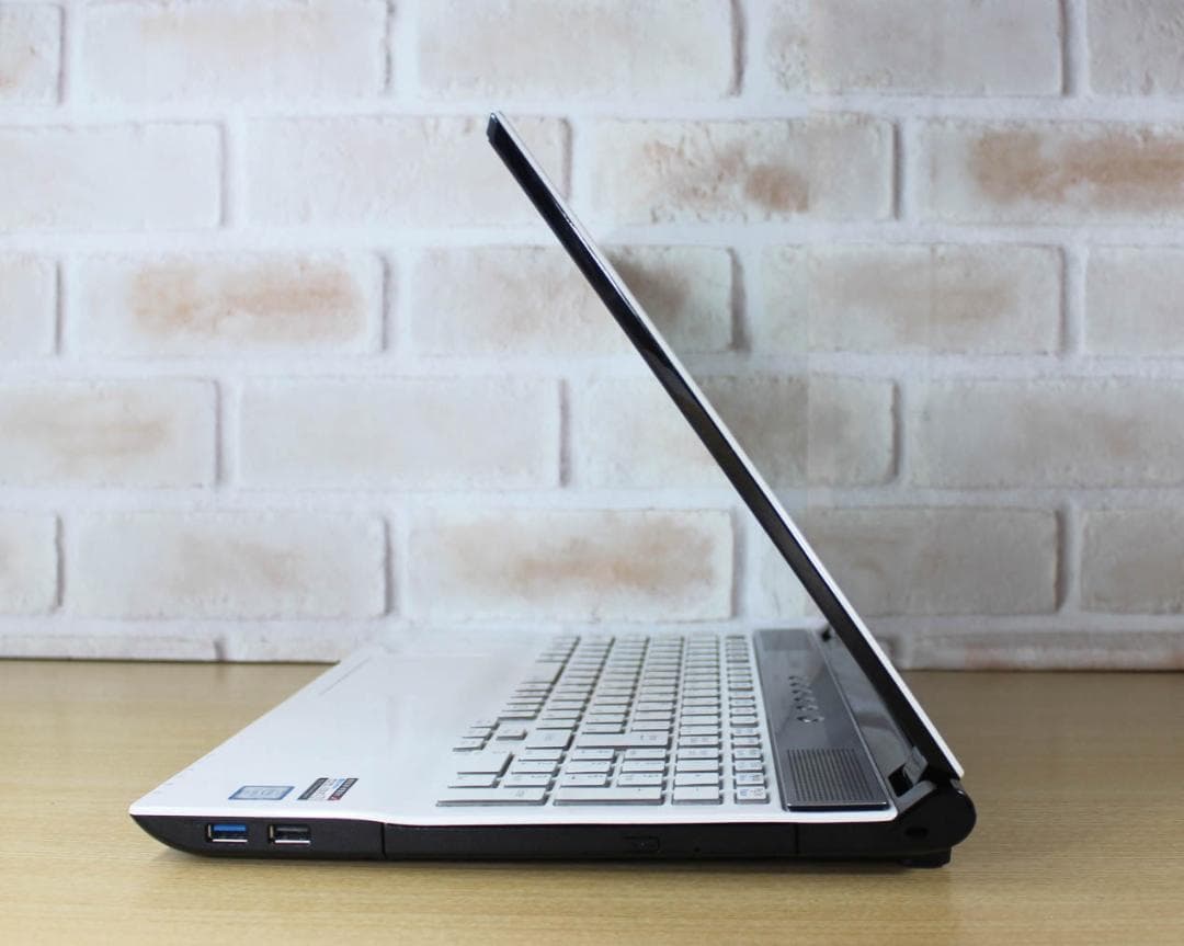 ✨Core i7 タッチパネル✨メモリ16G✨SSD オフィス付 ノートパソコン