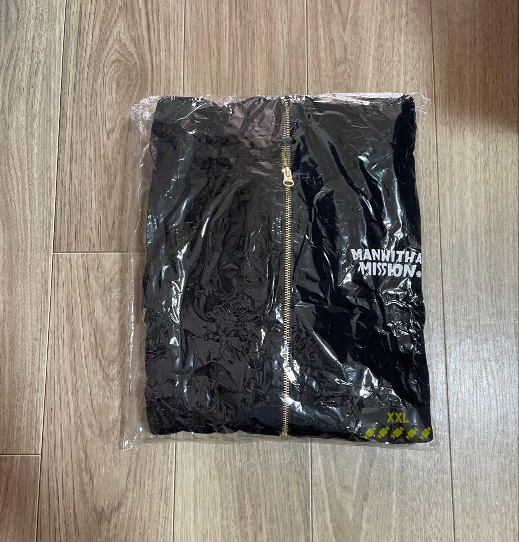 マンウィズアミッション　15TH ANNIVERSARY限定フーディ　XXL