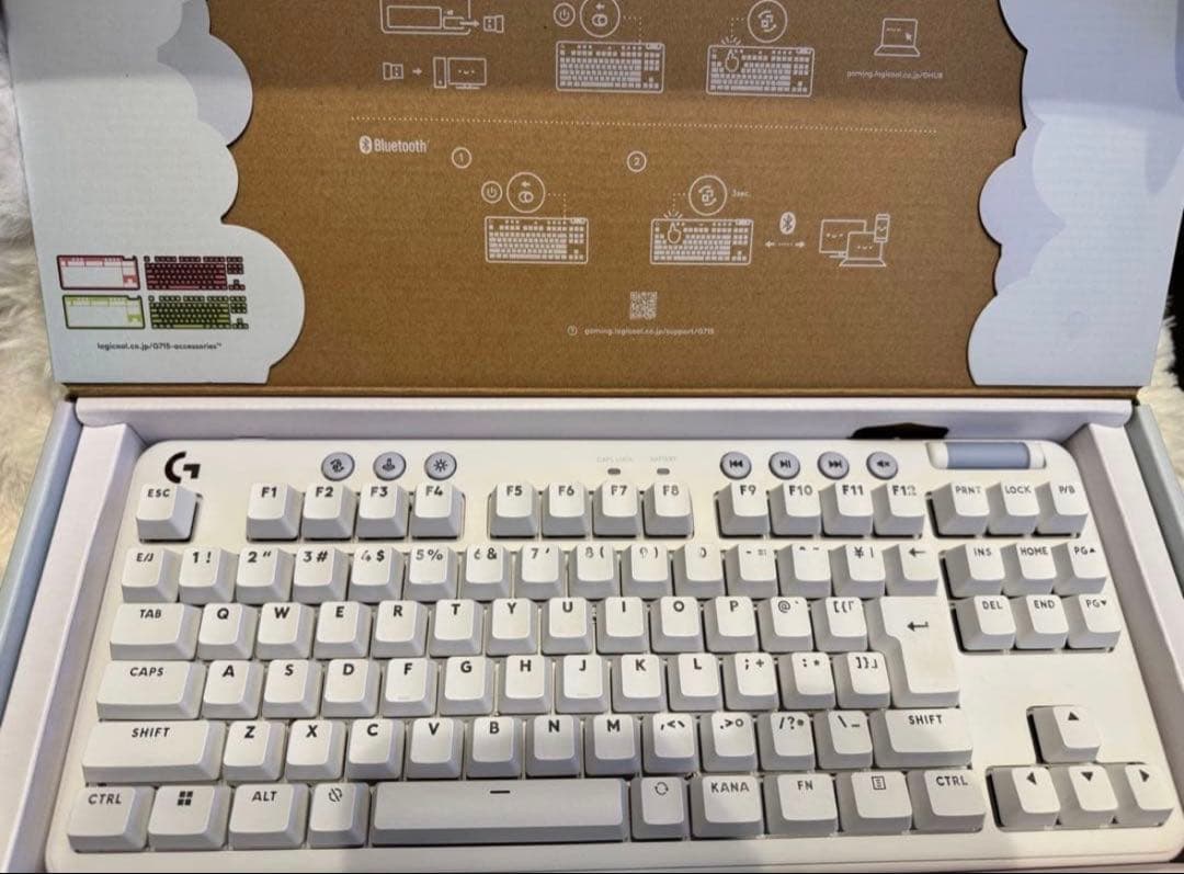 Logitech G715 ホワイトキーボード 本体