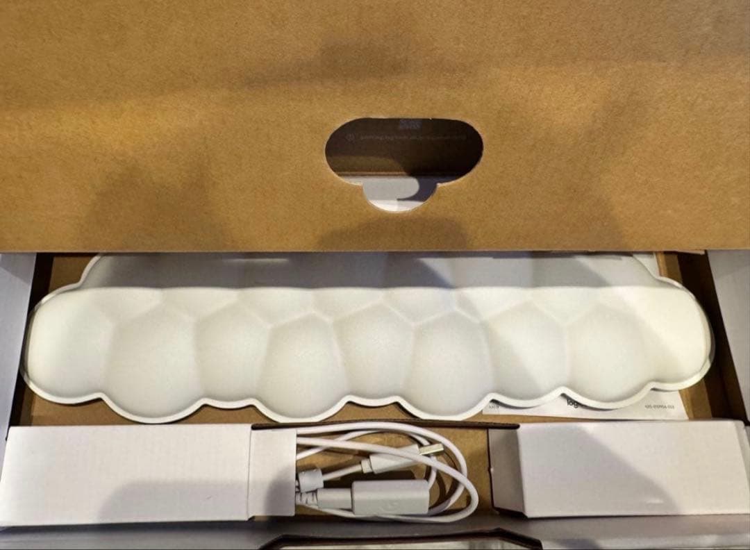 Logitech G715 ホワイトキーボード 本体