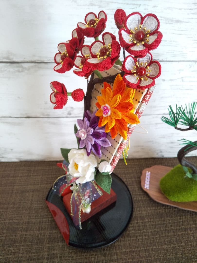 つまみ細工　梅　椿　羽子板　正月飾り　ハンドメイド