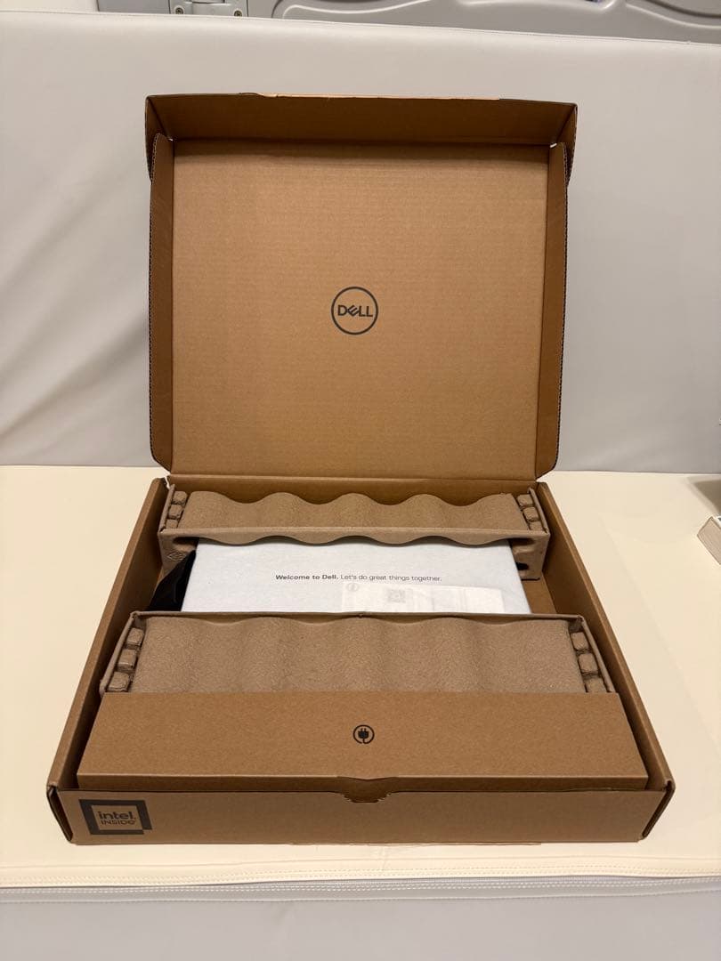 Dell Inspiron14 i7／16GB／1TB 即使用可 Office付