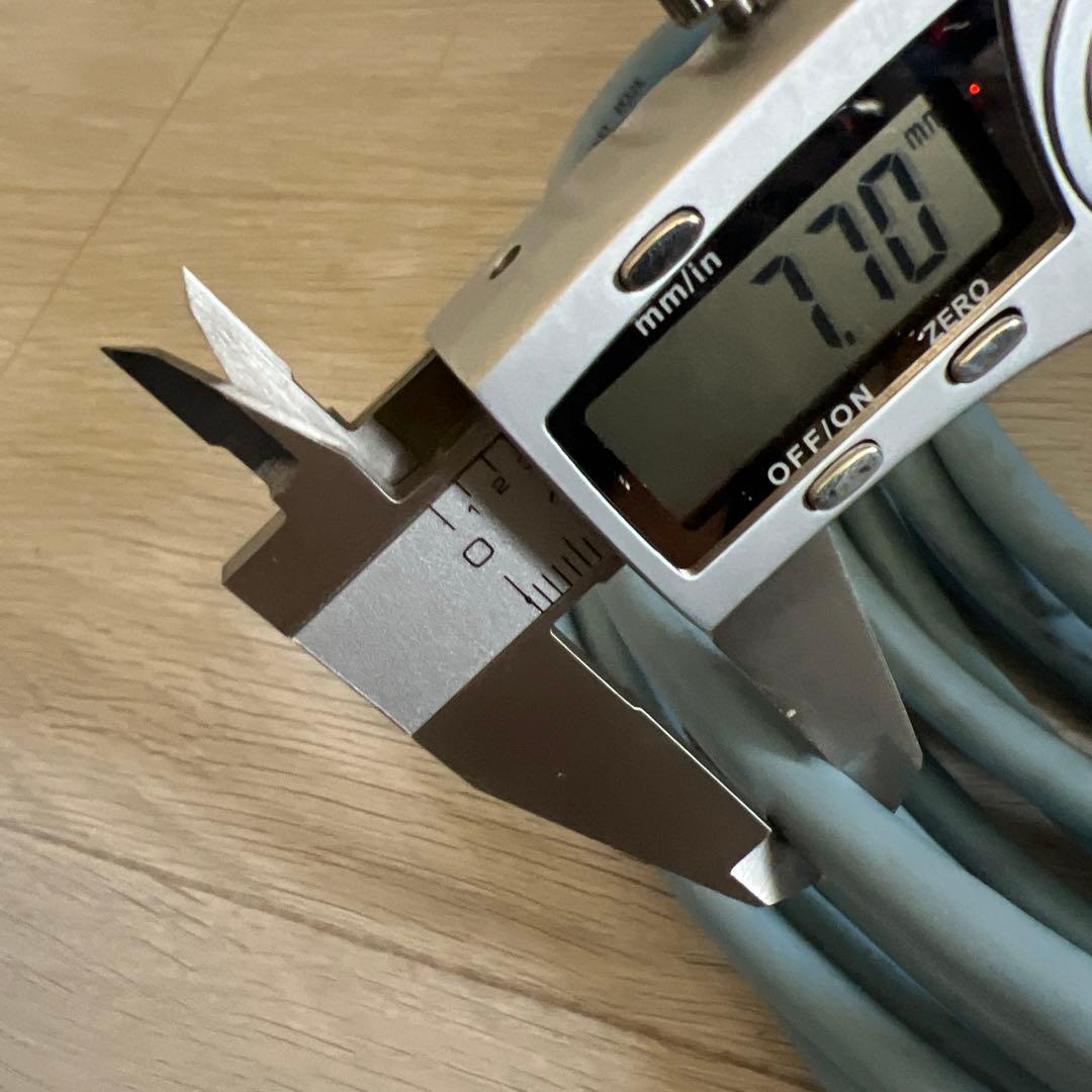 HDMIケーブル 高性能　ノイズ　キャンセラー　付き　10ｍ