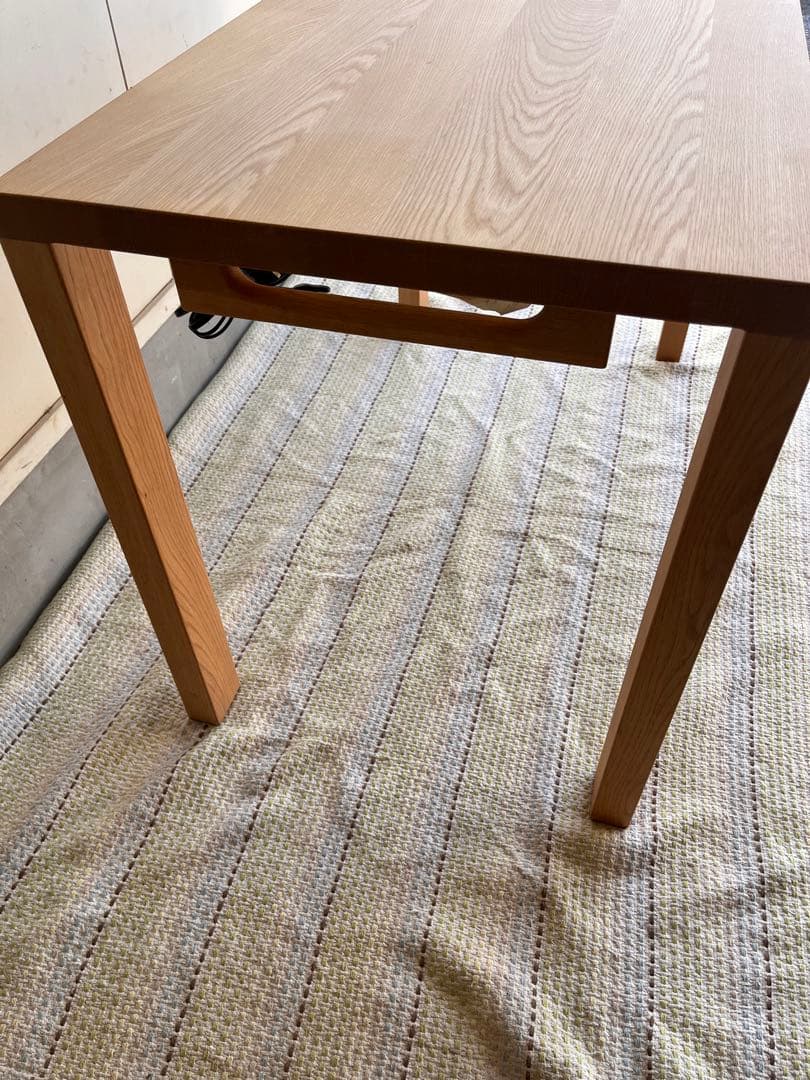 送料込み！カリモク　デスク　ボナシェルタ　オーク材　無垢　勉強机　事務　学習机