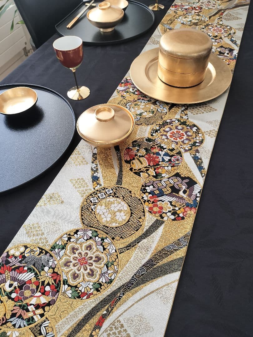 A974★逸品‼️豪華刺繍‼️お祝い‼️テーブルランナー2m9cm