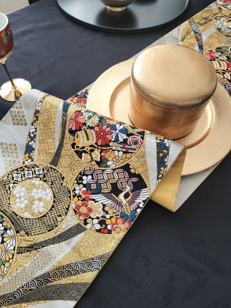 A974★逸品‼️豪華刺繍‼️お祝い‼️テーブルランナー2m9cm