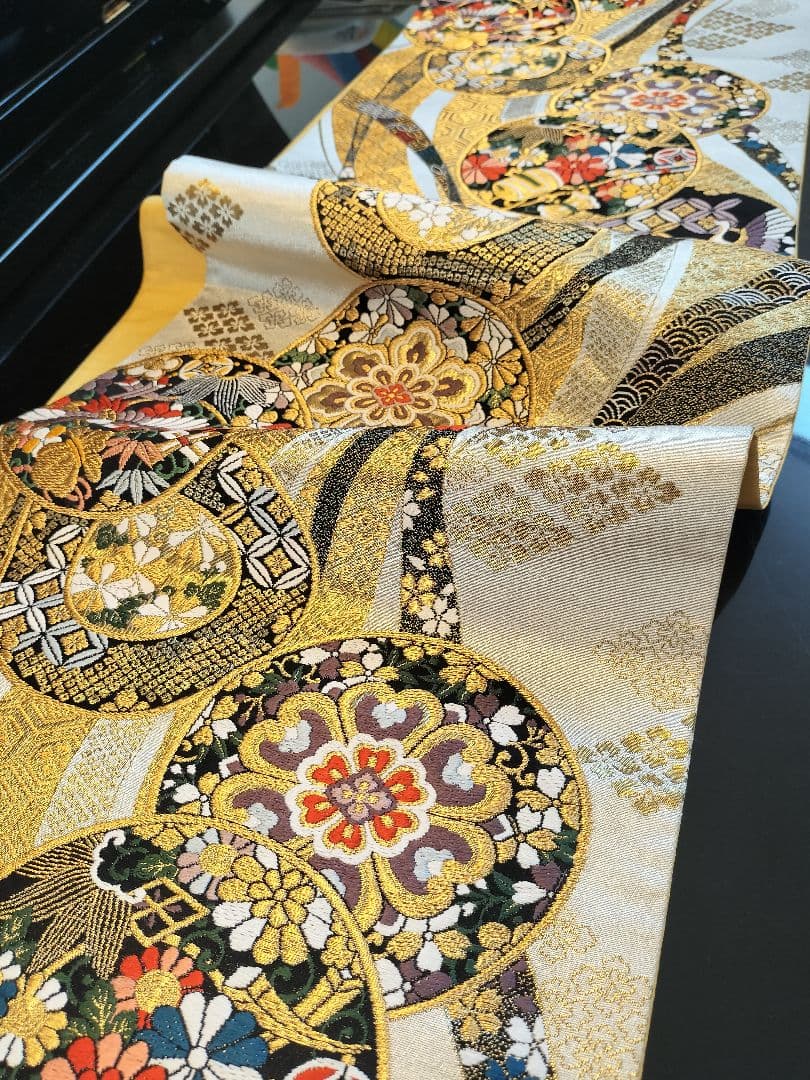 A974★逸品‼️豪華刺繍‼️お祝い‼️テーブルランナー2m9cm