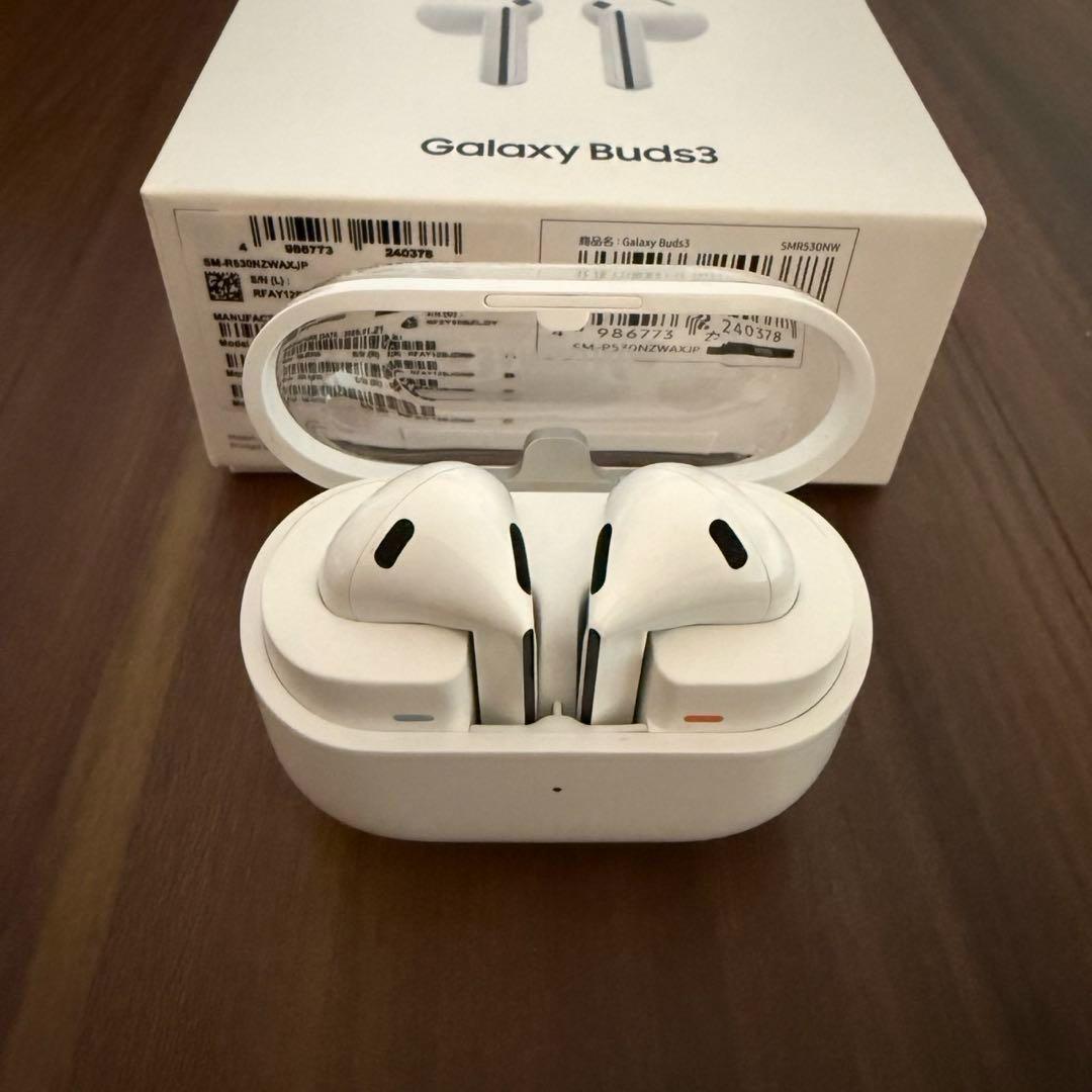 Samsung Galaxy Buds3 充電ケース付き