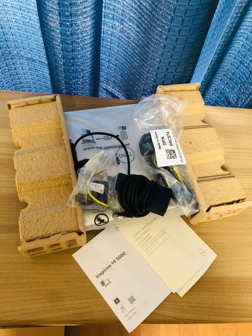 Dell Inspiron Ryzen 5 3500U ノートPC