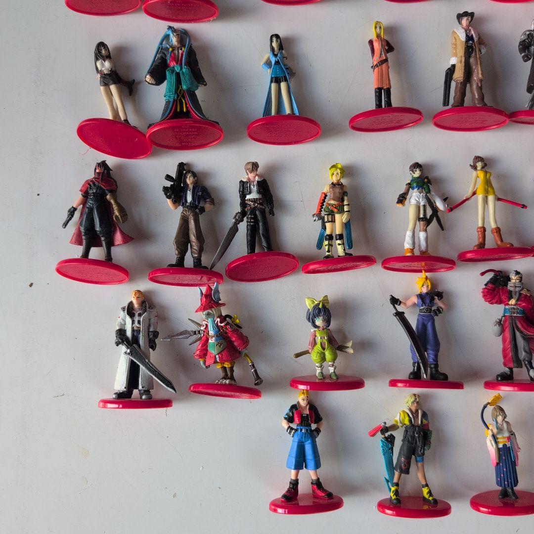 ファイナルファンタジー フィギュアセット 52体2000年コーラのオマケ