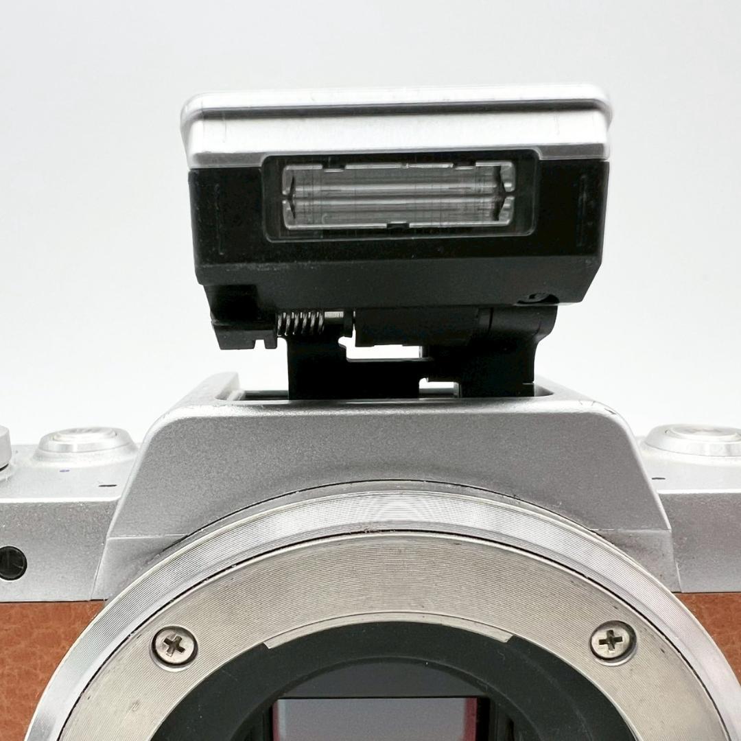 【動作品】Panasonic LUMIX DMC-GF7 デジタル一眼 動作確認