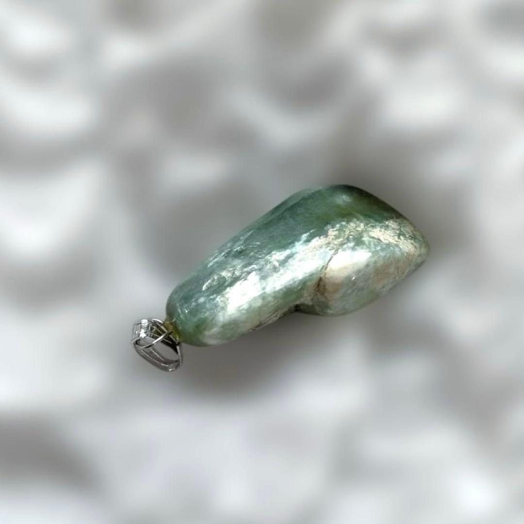 糸魚川翡翠 ペンダントトップ