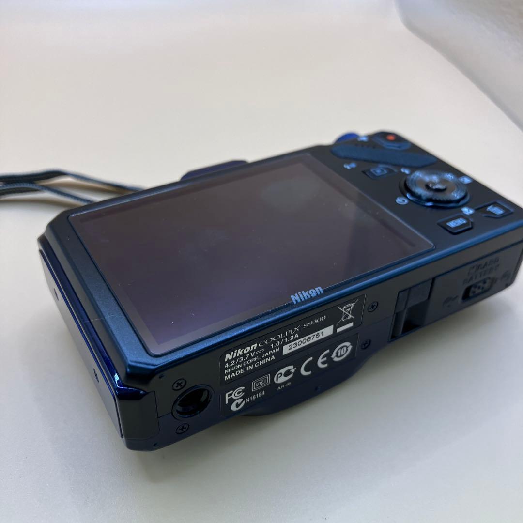 Nikon COOLPIX S9300 デジカメ B253