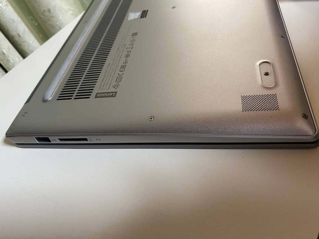 Lenovo Ideapad 530S ubuntu ノート型パソコン