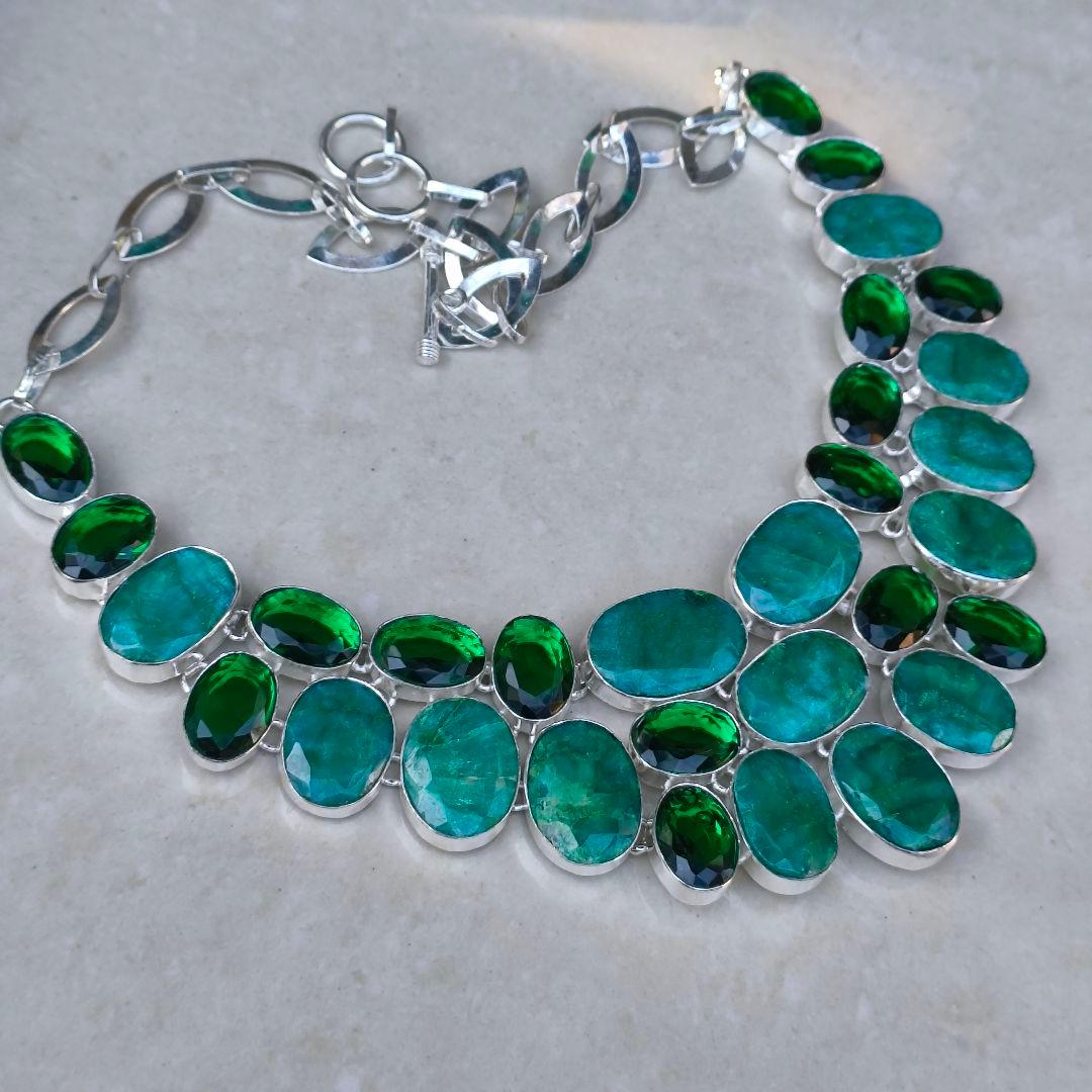 特大 エメラルド 19 天然石 ネックレス シルバー ビジュージュエリー
