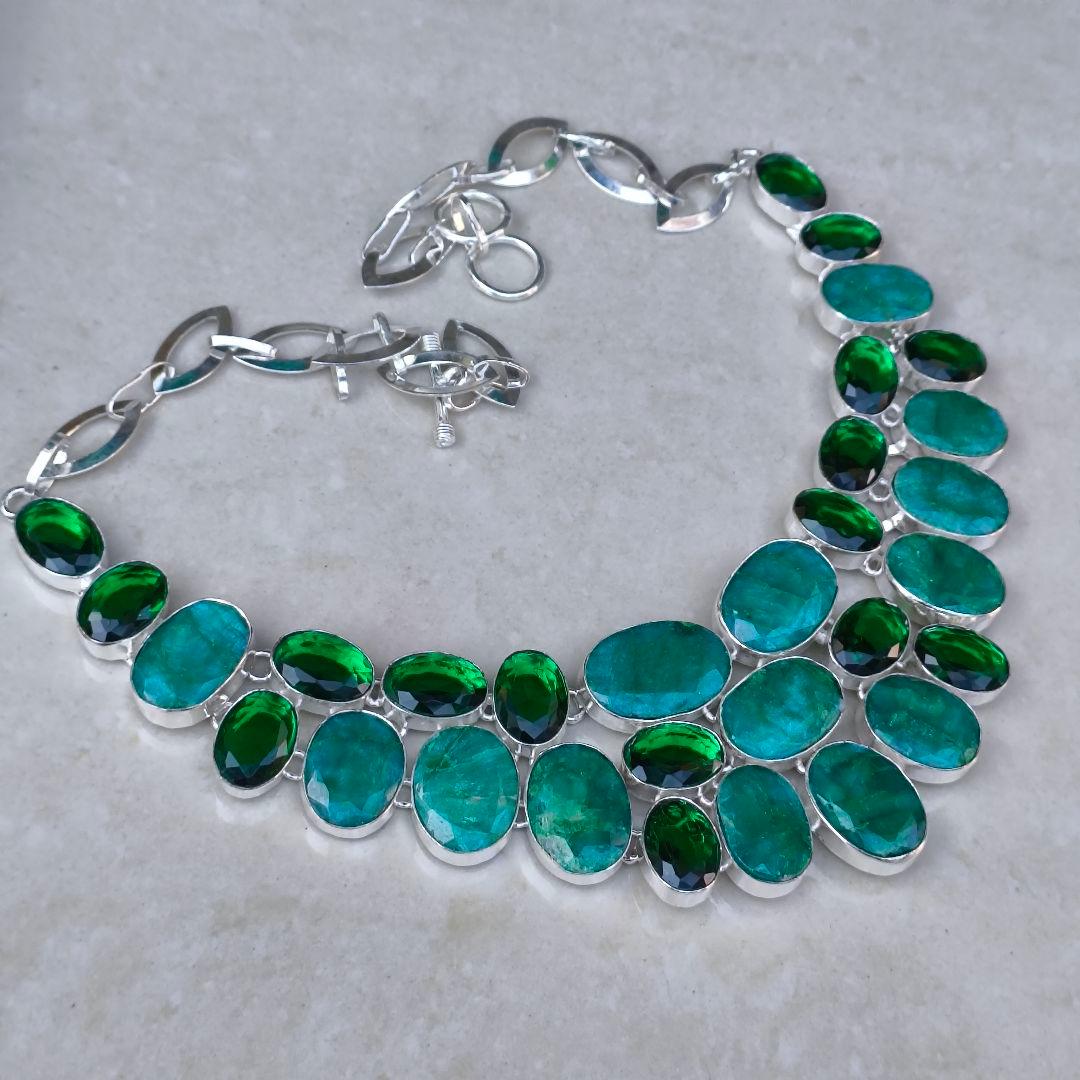 特大 エメラルド 19 天然石 ネックレス シルバー ビジュージュエリー