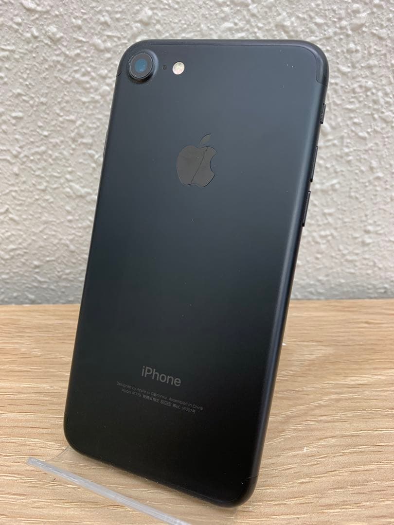 iPhone7 ブラック 32GB SIMフリー 本体