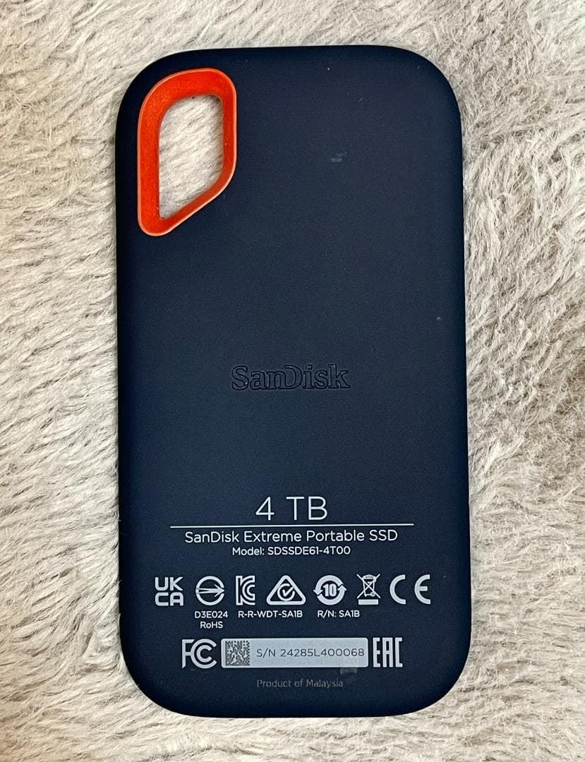 【健全性100%】SanDisk Extreme ポータブルSSD 4TB