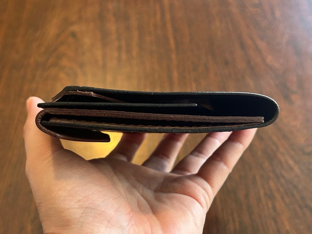 本革 ミニ財布 コンパクト財布 ハンドメイド レザー 手縫い 二つ折り　ブラック