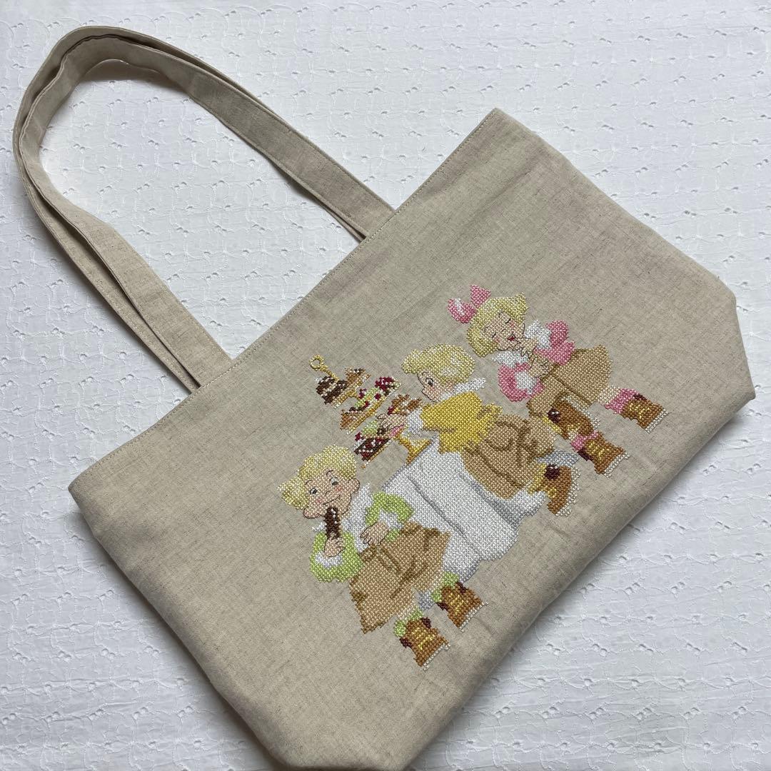 クロスステッチ 完成品 ポーチ みつごちゃん オーダー85
