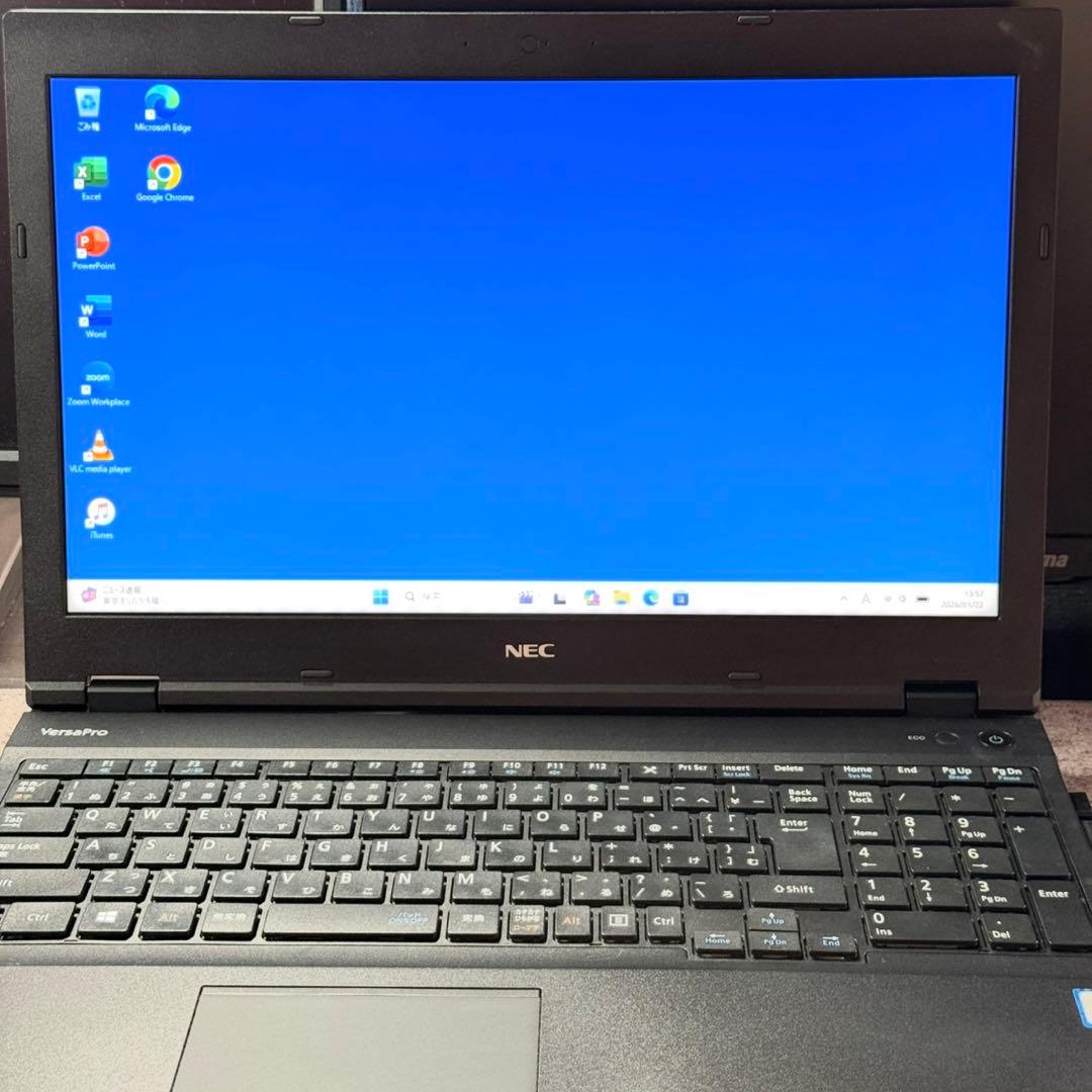 NECノートパソコン Core i5 8GB 新品SSD256 準美品 DVD