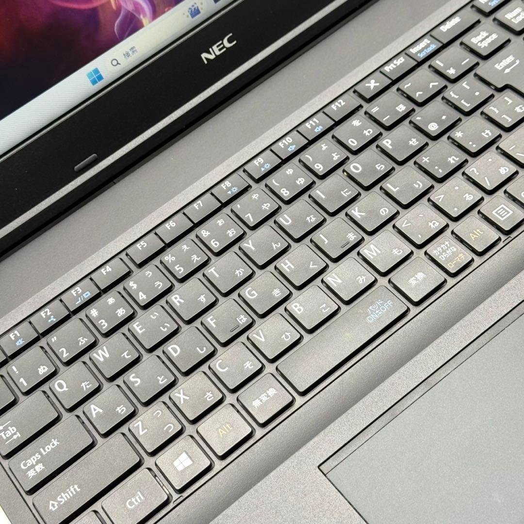 NECノートパソコン Core i5 8GB 新品SSD256 準美品 DVD