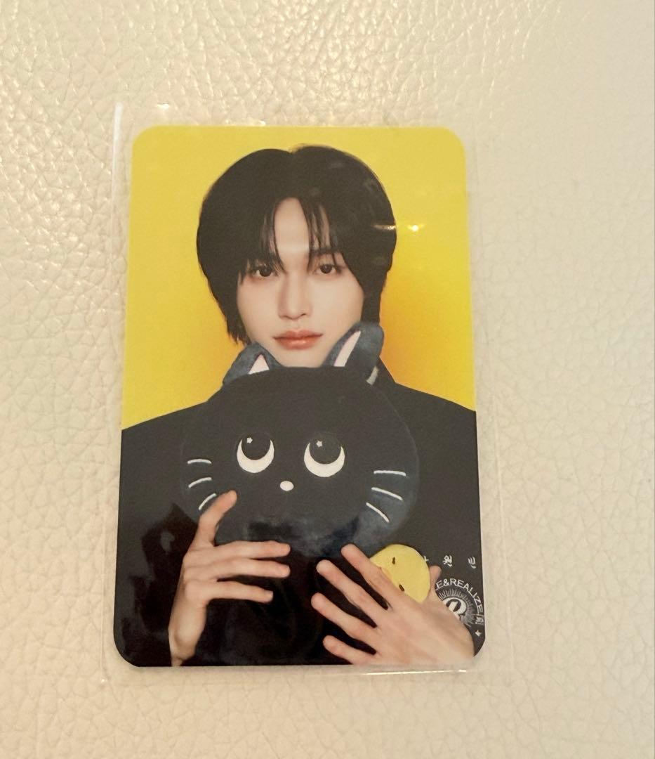 ライズ　ウォンビン　トレカ　トレカケースRIIZE Wonbin 朴元彬　おまけ