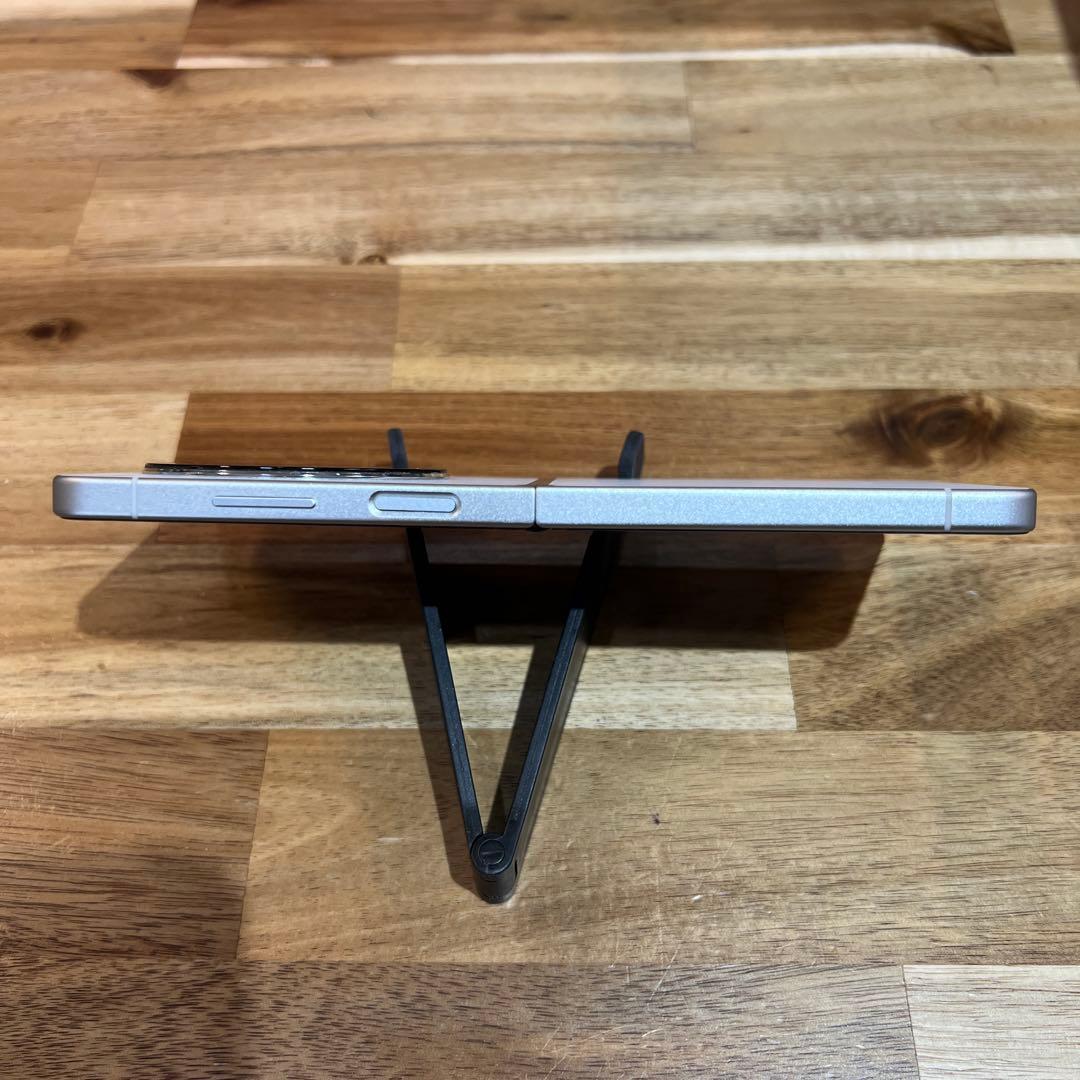 C933 YM SIMフリー　Libero Flip A304ZT