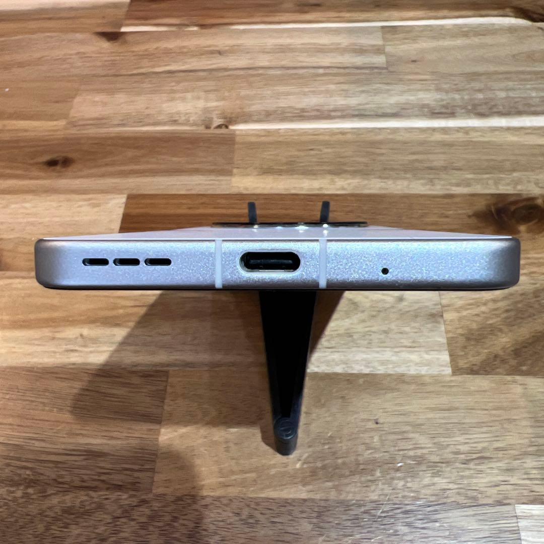 C933 YM SIMフリー　Libero Flip A304ZT