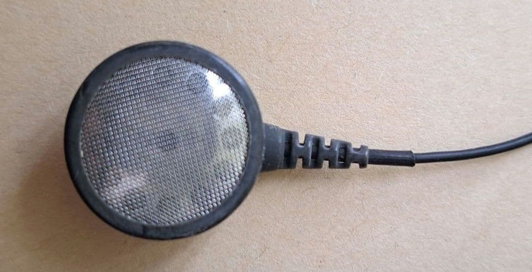 山ラジオ 登山対応 ソニー ICF-R100MT FM/AM　山岳　専用ケース付