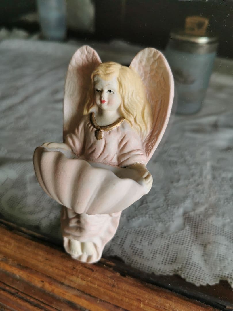 アンティークベルギー 少女の天使の聖水入れ 素焼きビスク 壁掛け飾り 淡いピンク
