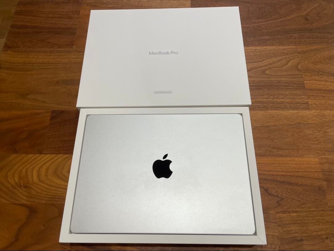MacBook Pro 2023 M2Pro 14インチ 16GB