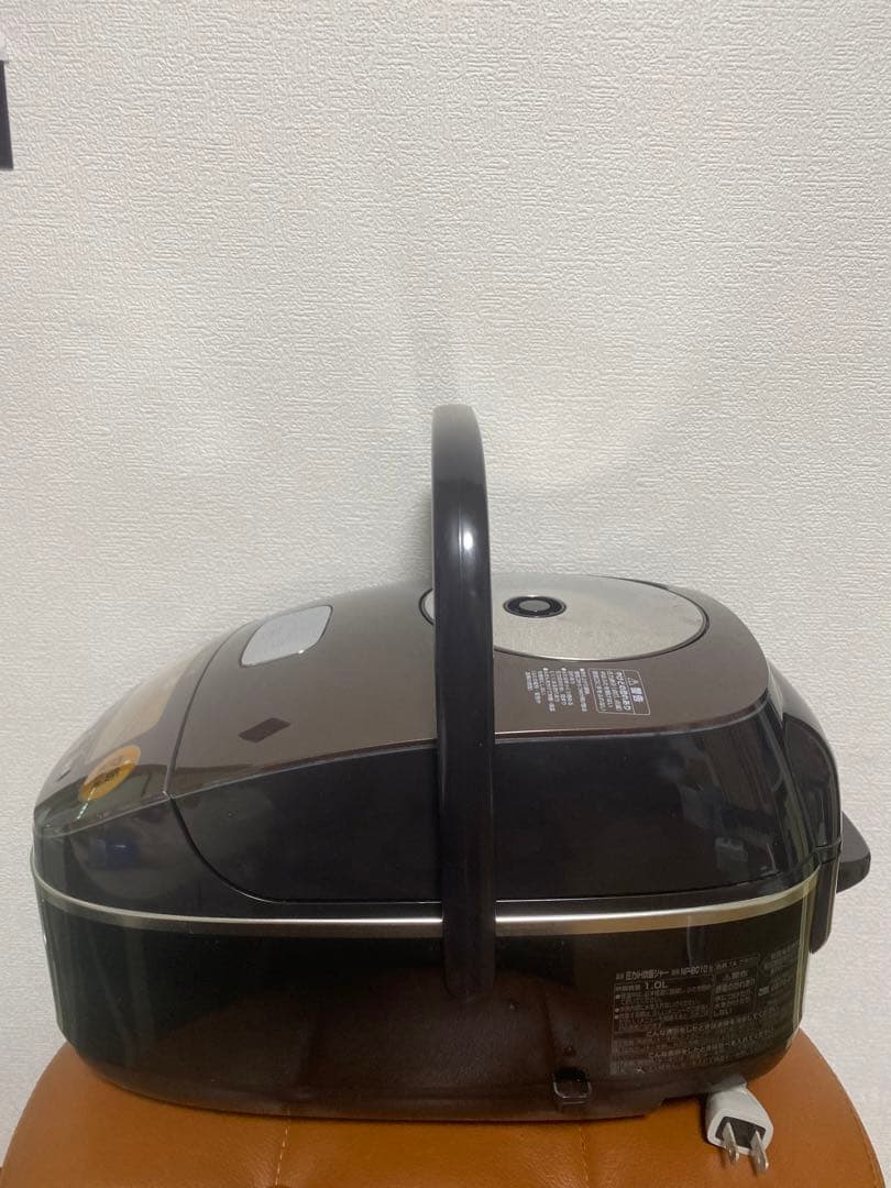 象印 圧力IH炊飯器5.5合炊き 極め炊き プラチナ厚釜 NP-BC10