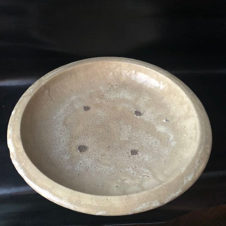 遺品整理◼️蔵からかなり古い超特大な星4つの謎のお皿が出てきた！
