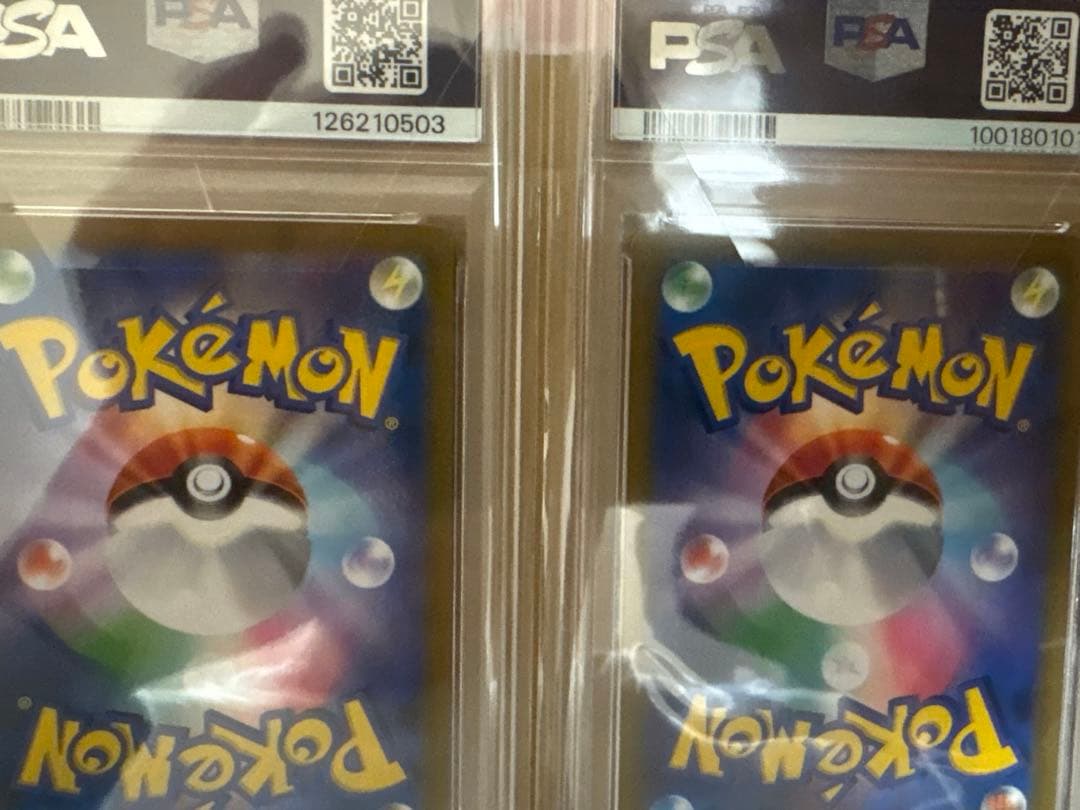 ニンフィアVMAX、ブラッキーVマックス