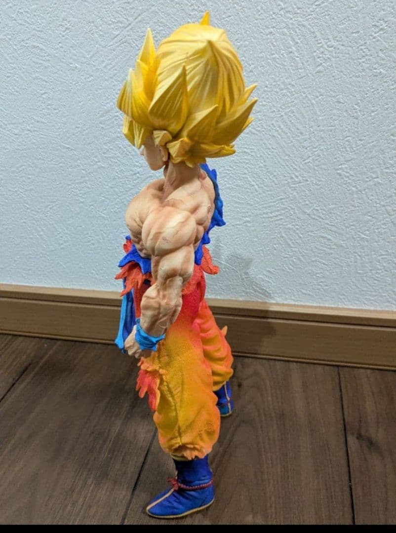 ドラゴンボール 孫悟空 スーパーサイヤ人　最終決戦　30cm 頭部パーツ3種付き