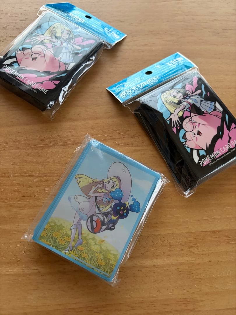 ポケモン　リーリエ＆コスモッグ　リーリエ　ピッピ　デッキシールド　スリーブ